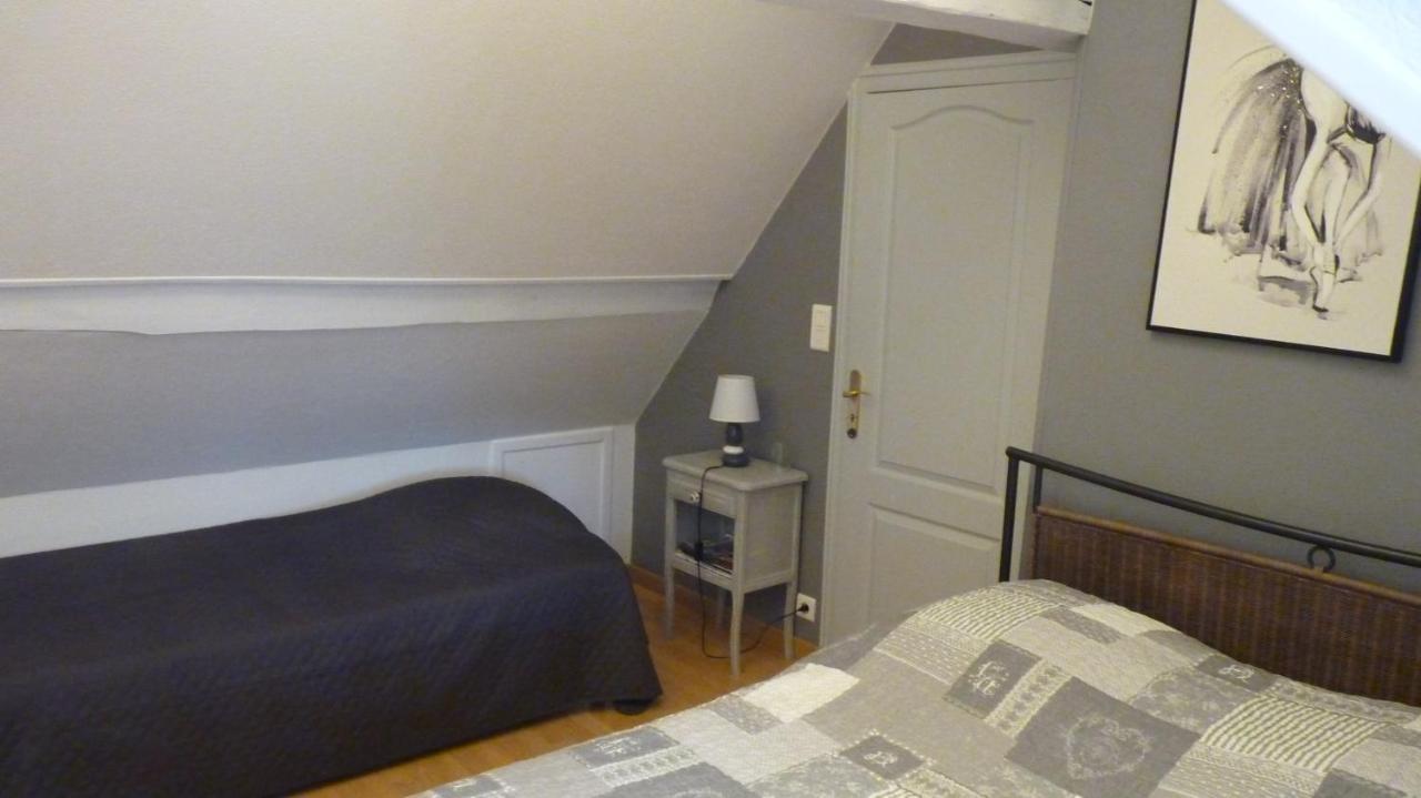 La Cyrillaure Bed & Breakfast Mosnes Exterior photo