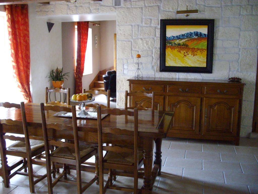 La Cyrillaure Bed & Breakfast Mosnes Exterior photo