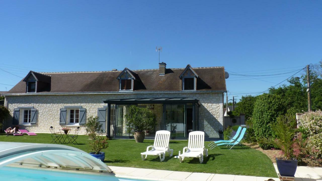 La Cyrillaure Bed & Breakfast Mosnes Exterior photo
